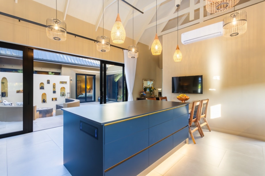 4 Bedroom Property for Sale in Val De Vie Estate Western Cape